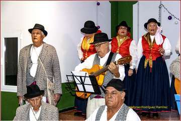 Taror parrandea a La Navidad en La Breña/TA.
